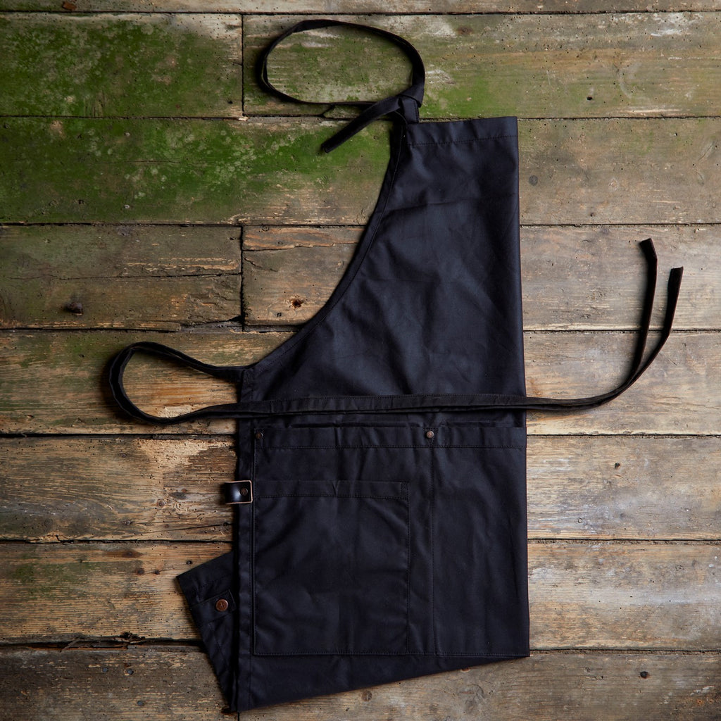 Dark brown apron, dark brown wax cotton, dark brown outdoor apron, dark brown BBQ apron, earthy barbecue apron, earthy outdoor apron, wax cotton apron