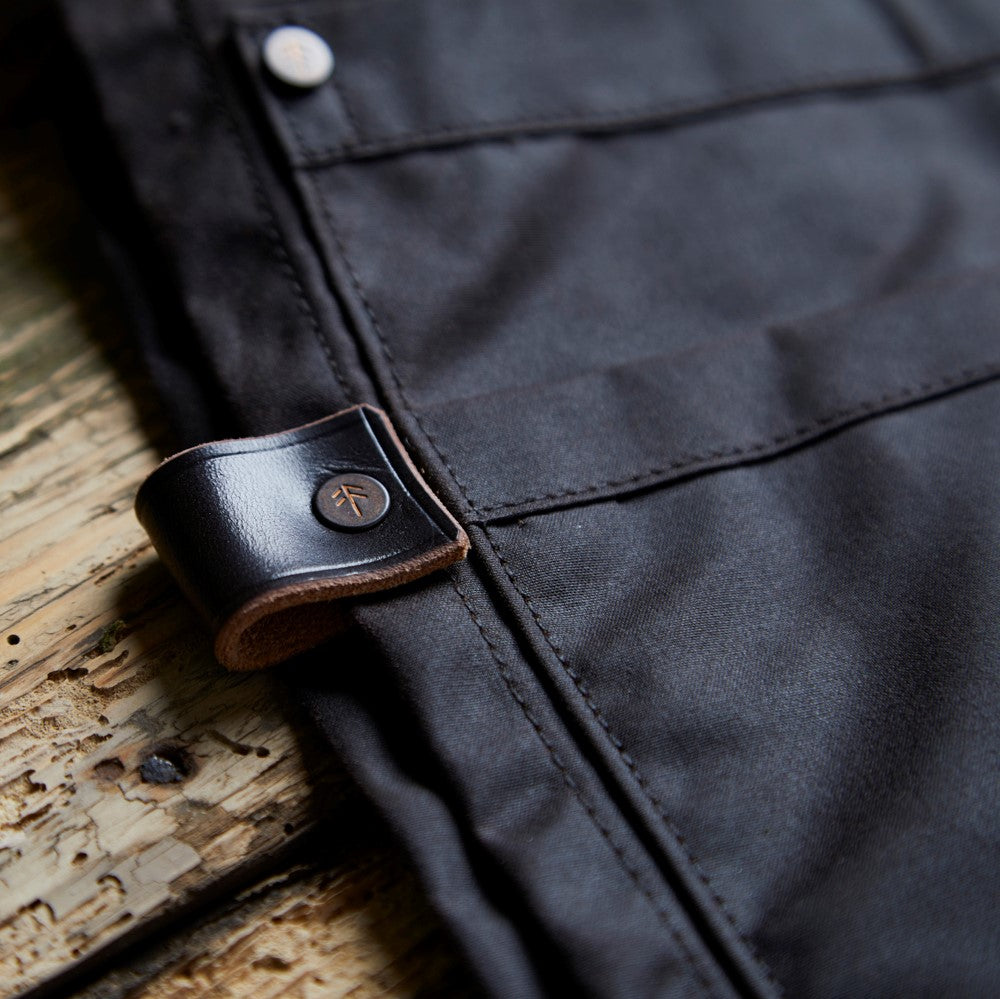 UK made apron, outdoor apron, BBQ apron UK, utility apron UK, UK made utility apron, UK made workwear